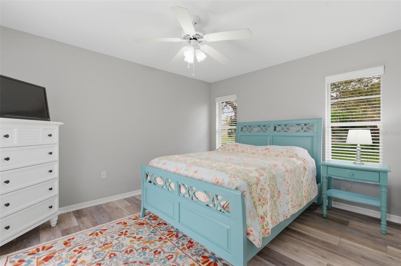 AUTUMN OAKS - Residential