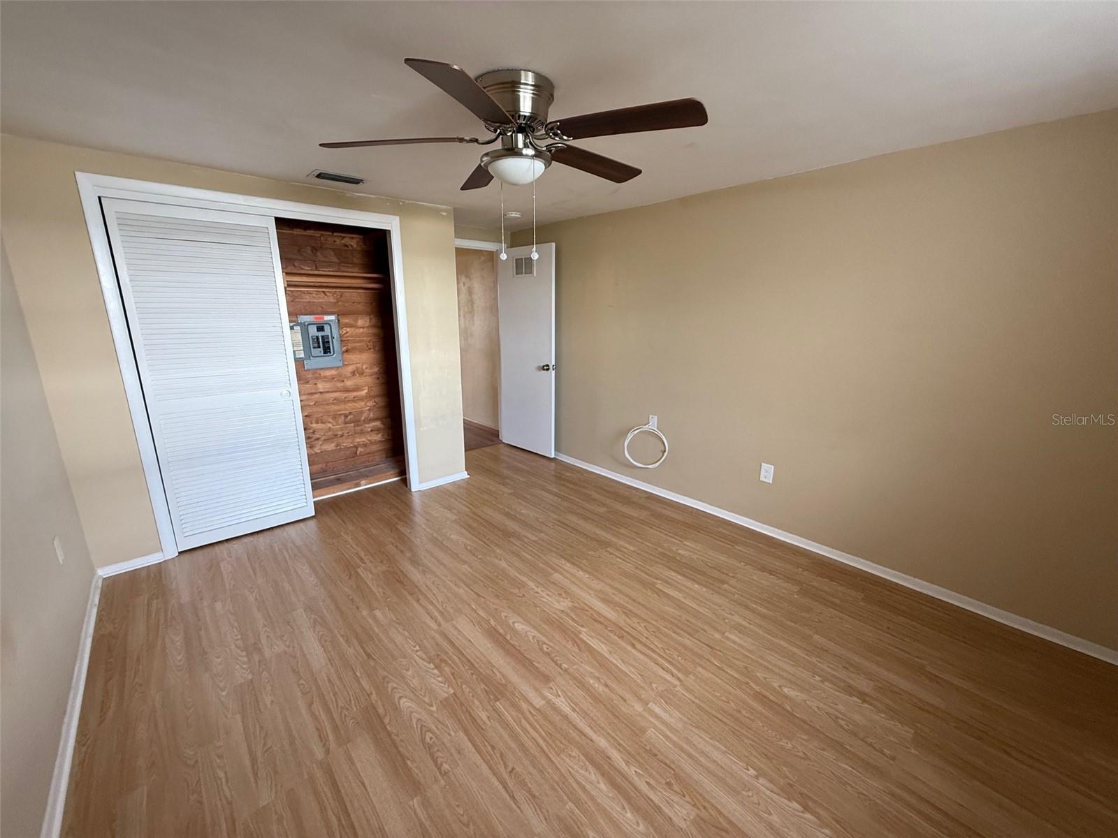 GARDENS OF BEACON SQUARE CONDO - Residential