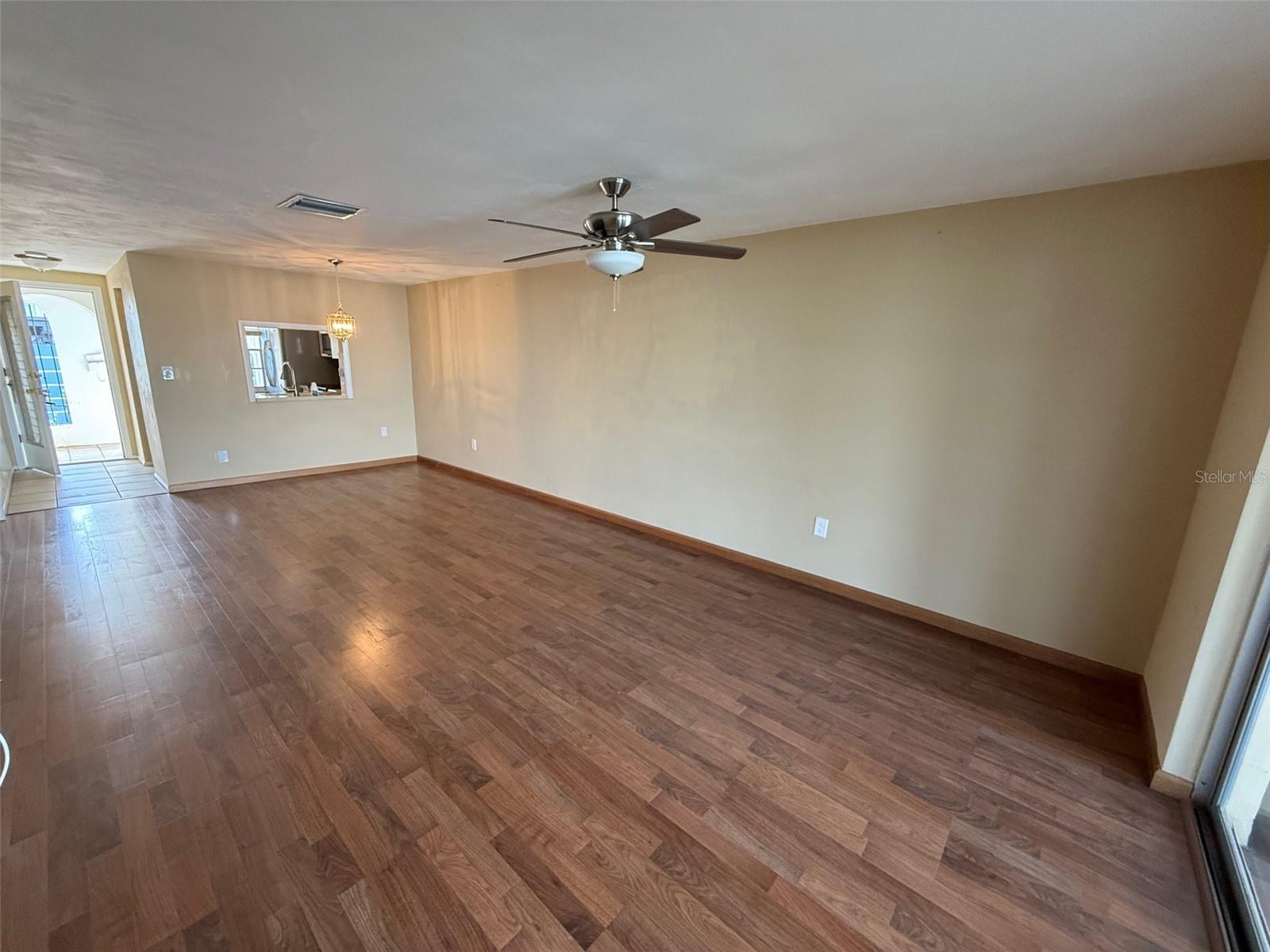 GARDENS OF BEACON SQUARE CONDO - Residential