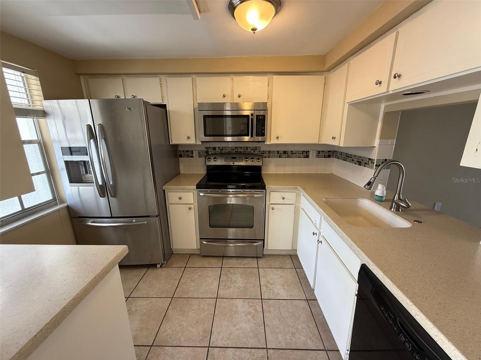 GARDENS OF BEACON SQUARE CONDO - Residential