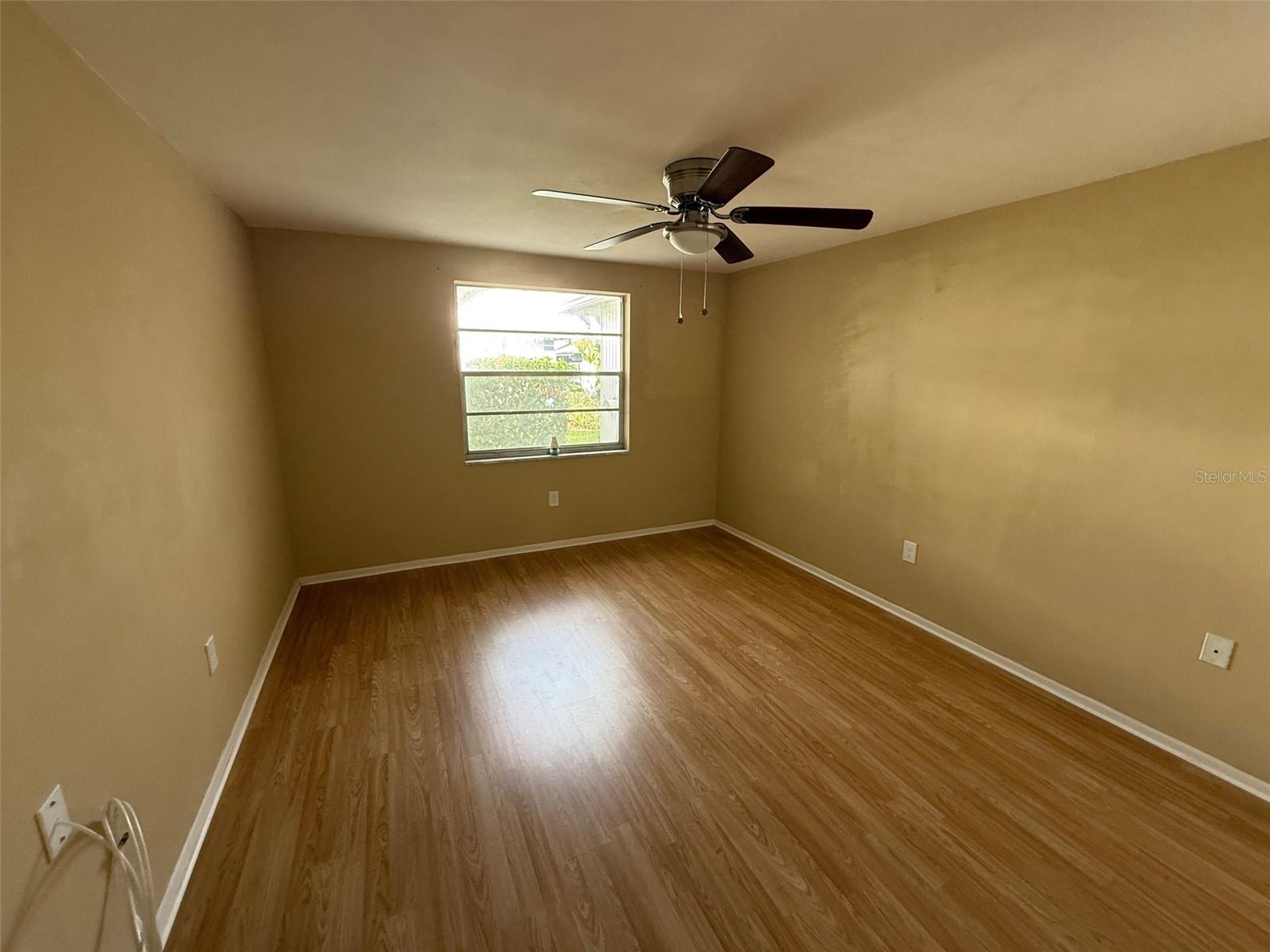 GARDENS OF BEACON SQUARE CONDO - Residential
