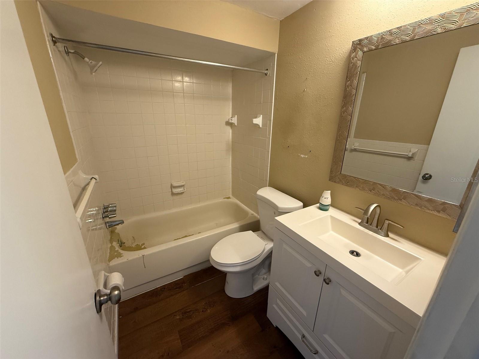 GARDENS OF BEACON SQUARE CONDO - Residential