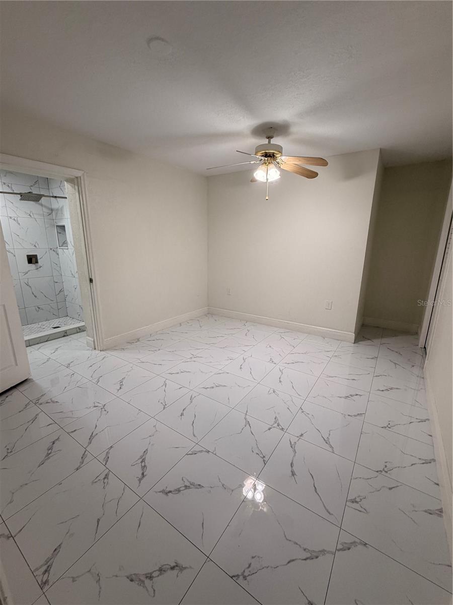 EDGEWOOD PARK - Residential Lease