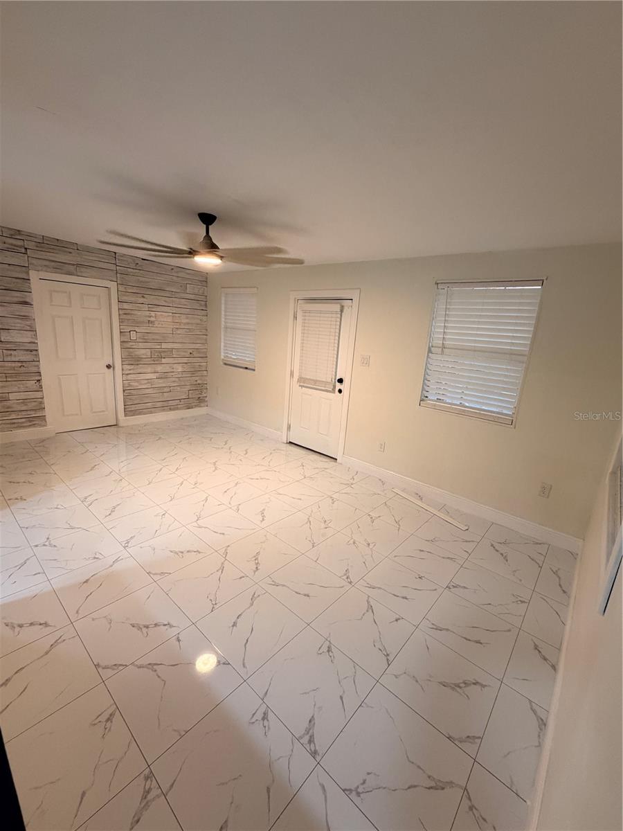 EDGEWOOD PARK - Residential Lease