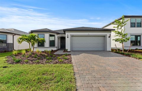 A home in NORTH PORT