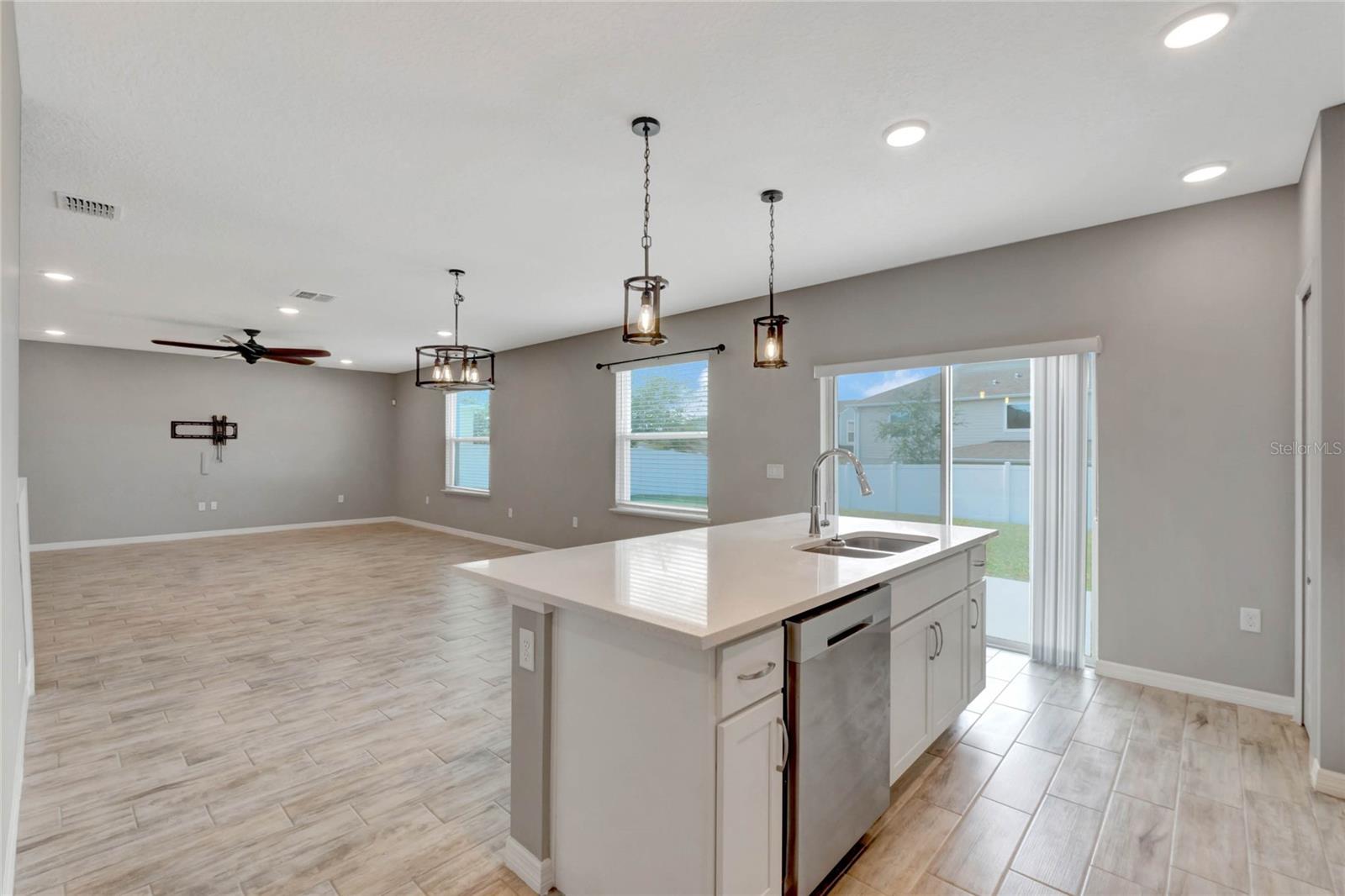 GLEN PH 10 - Residential