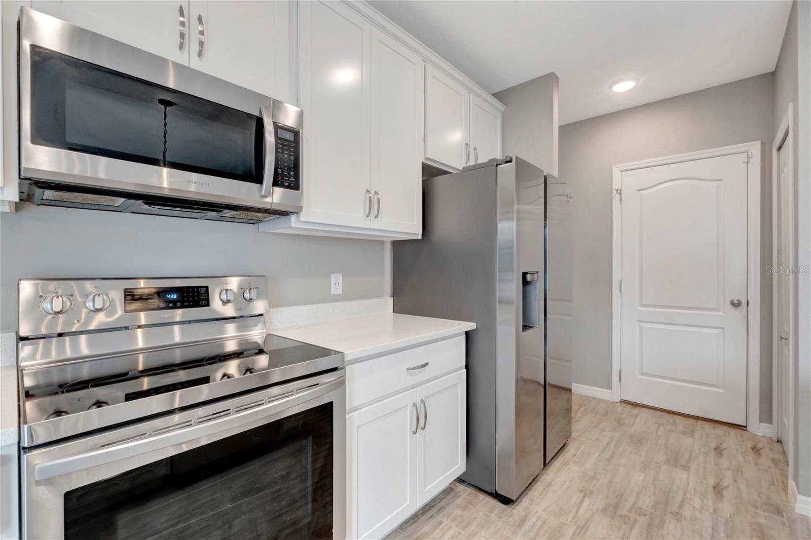 GLEN PH 10 - Residential