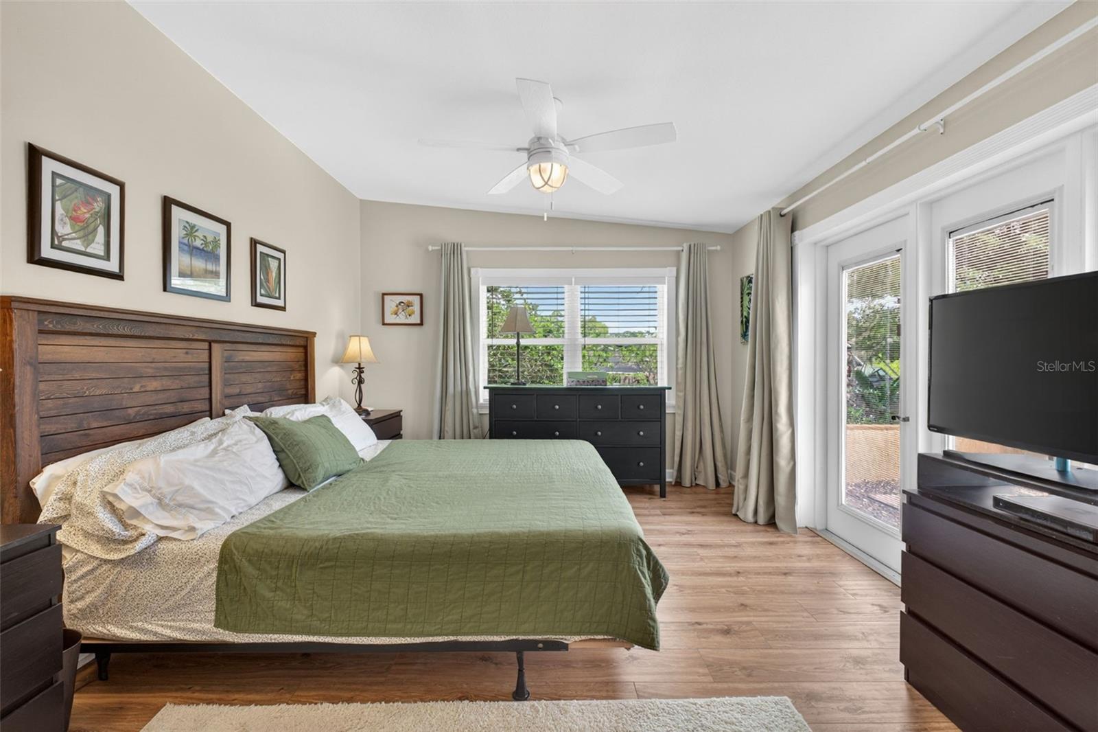 SANLANDO SPRINGS - Residential