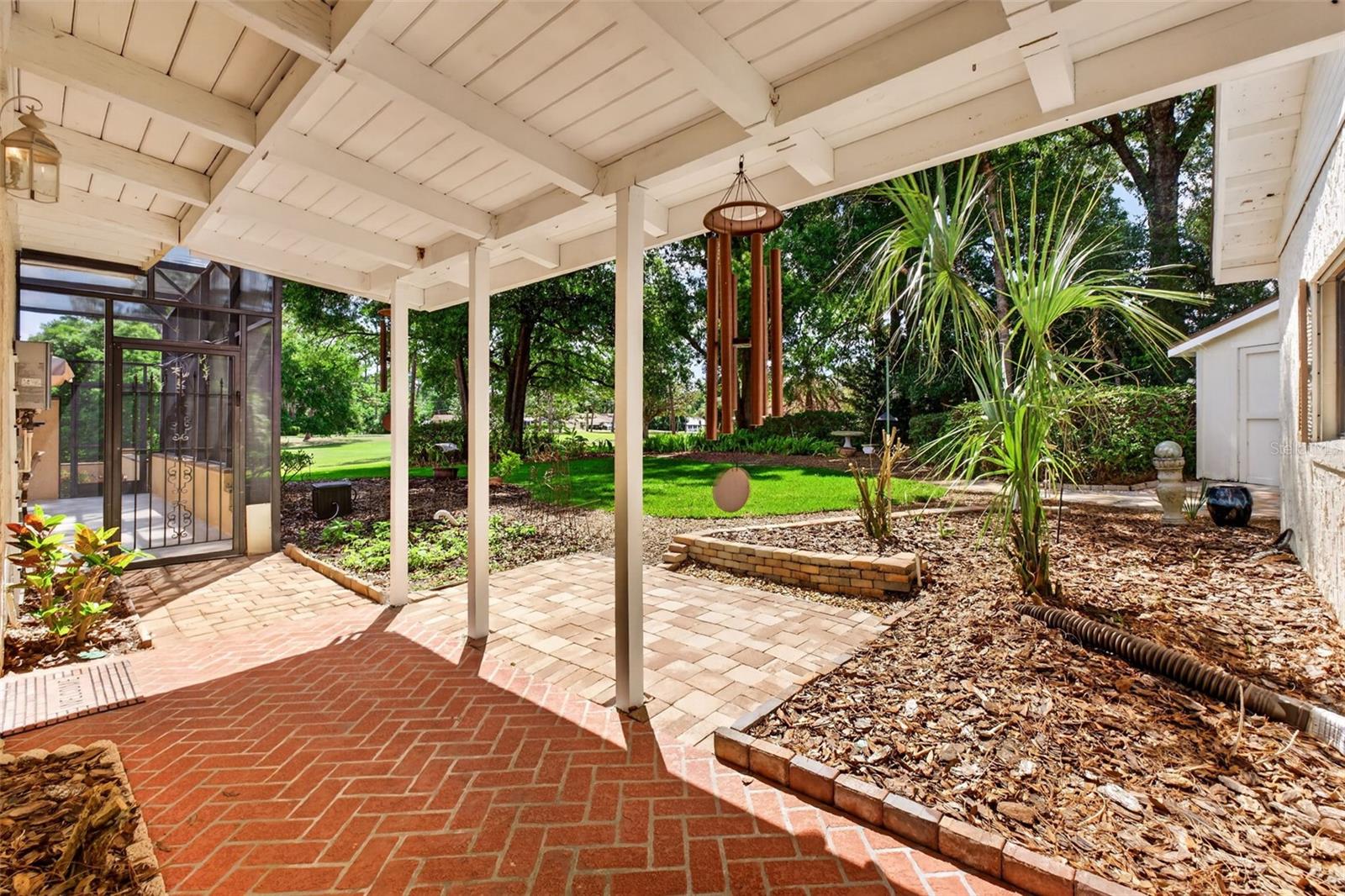 SANLANDO SPRINGS - Residential