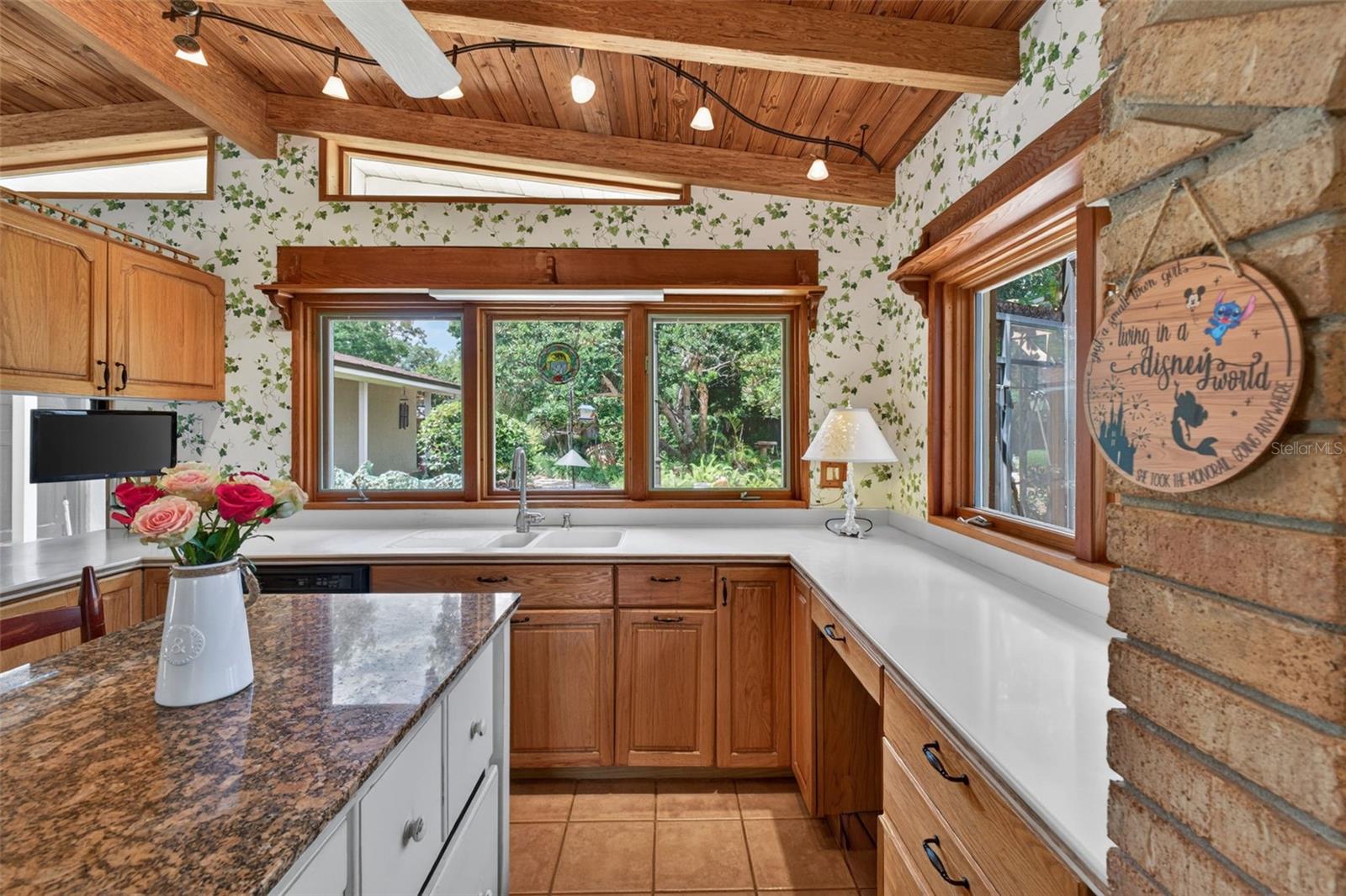 SANLANDO SPRINGS - Residential