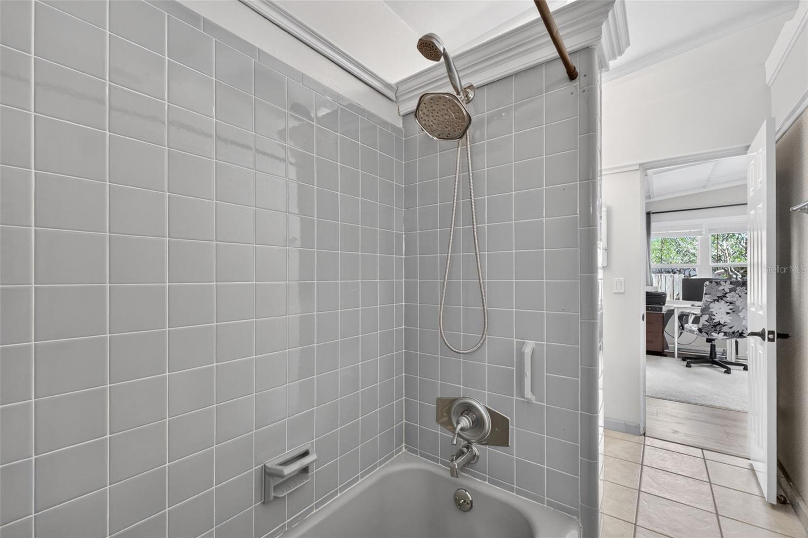 SANLANDO SPRINGS - Residential