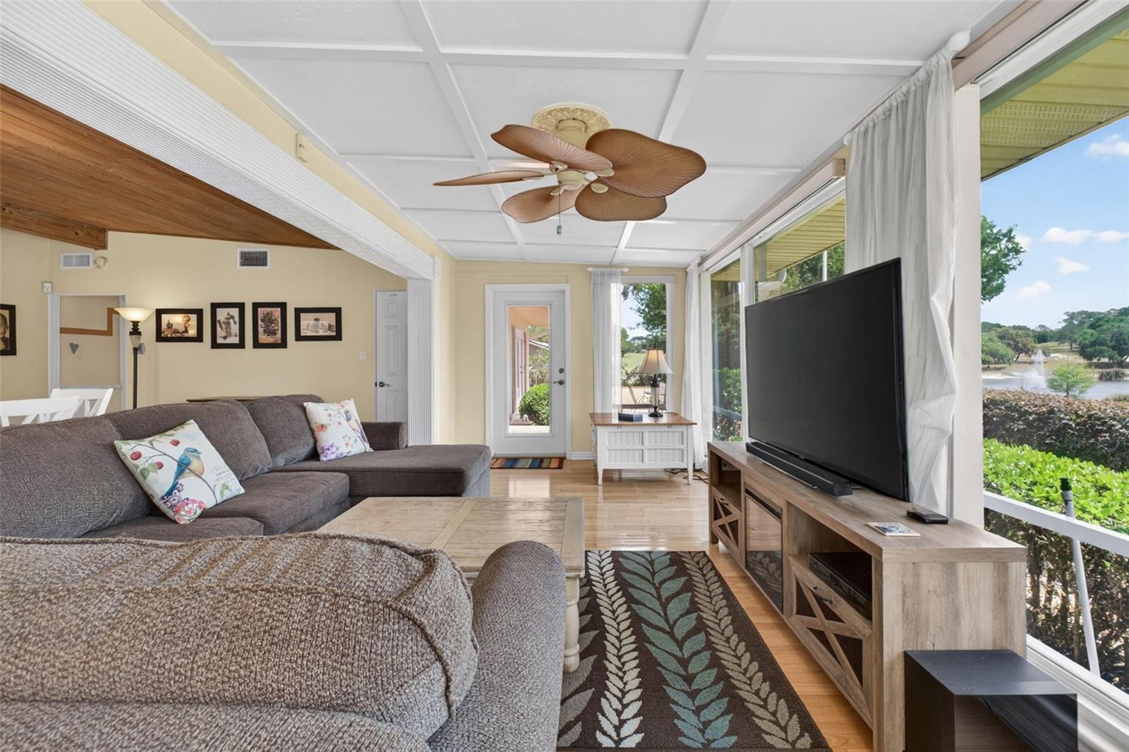 SANLANDO SPRINGS - Residential