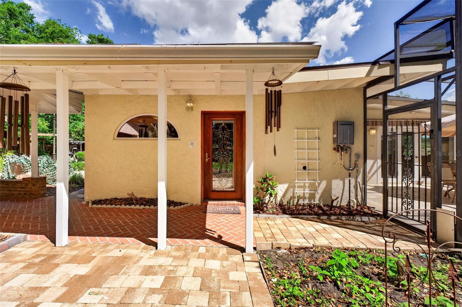 SANLANDO SPRINGS - Residential