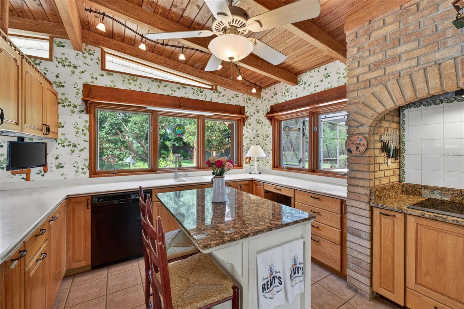 SANLANDO SPRINGS - Residential