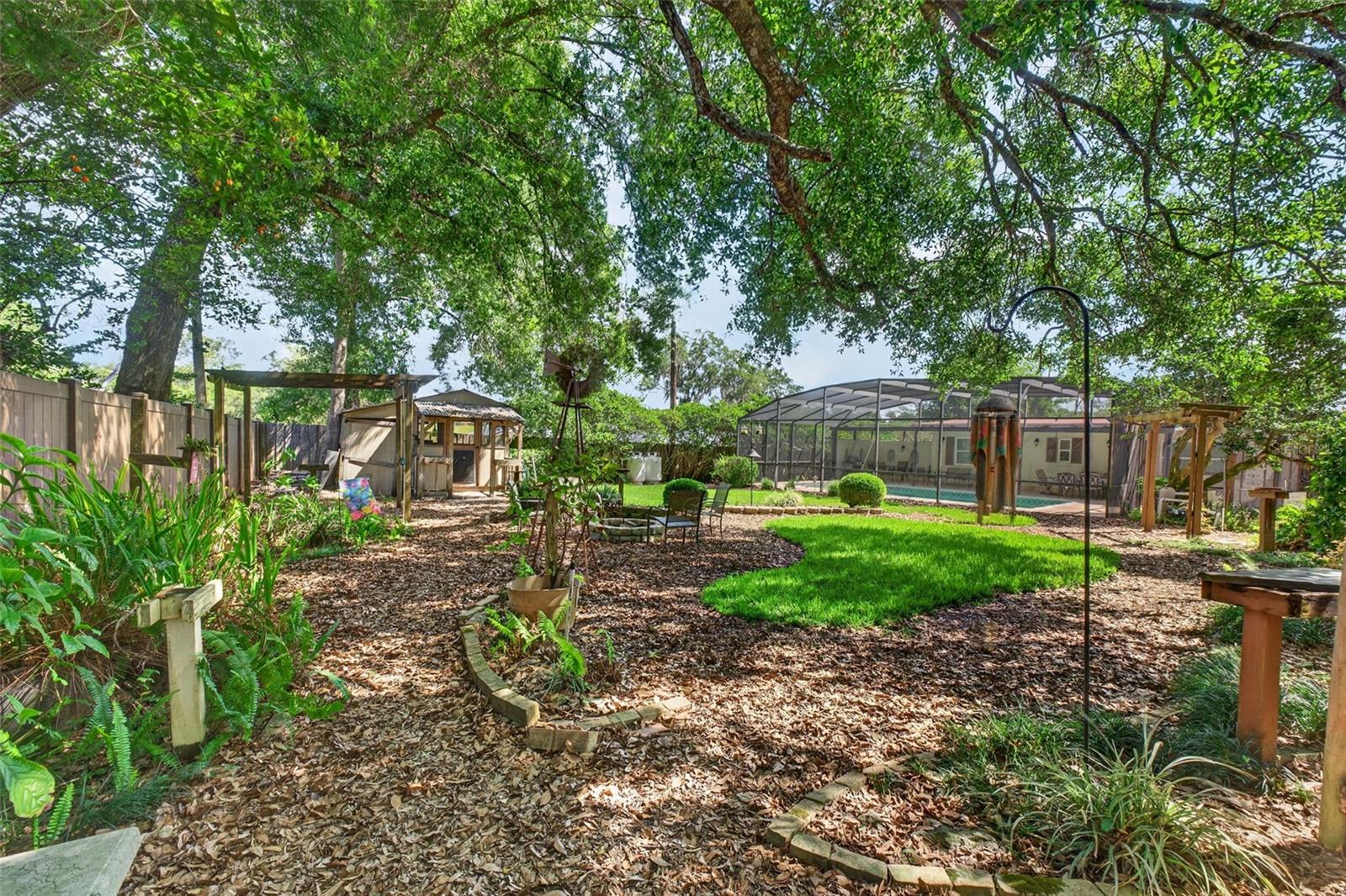 SANLANDO SPRINGS - Residential