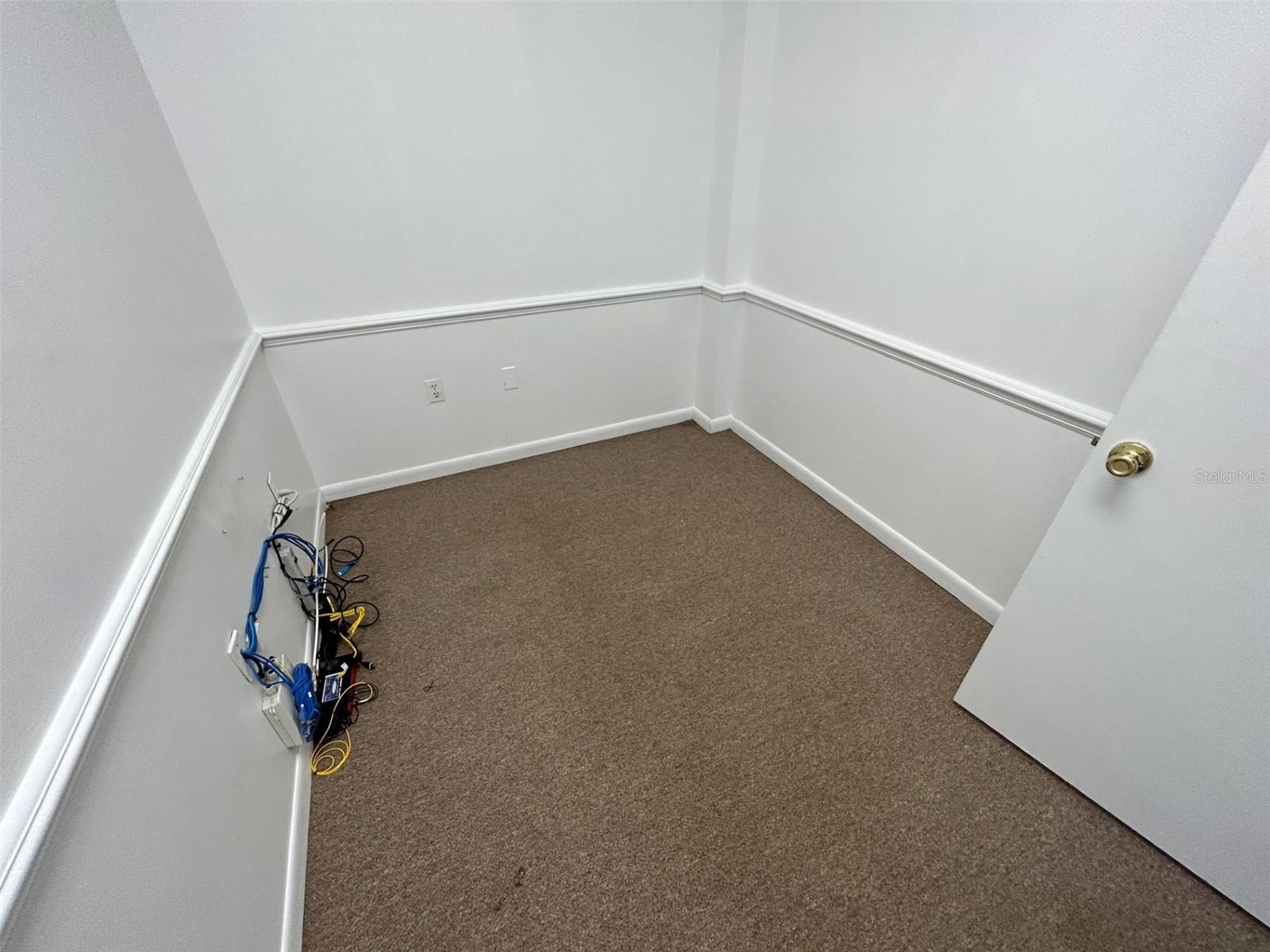 BISON INDUST PARK - Commercial Lease