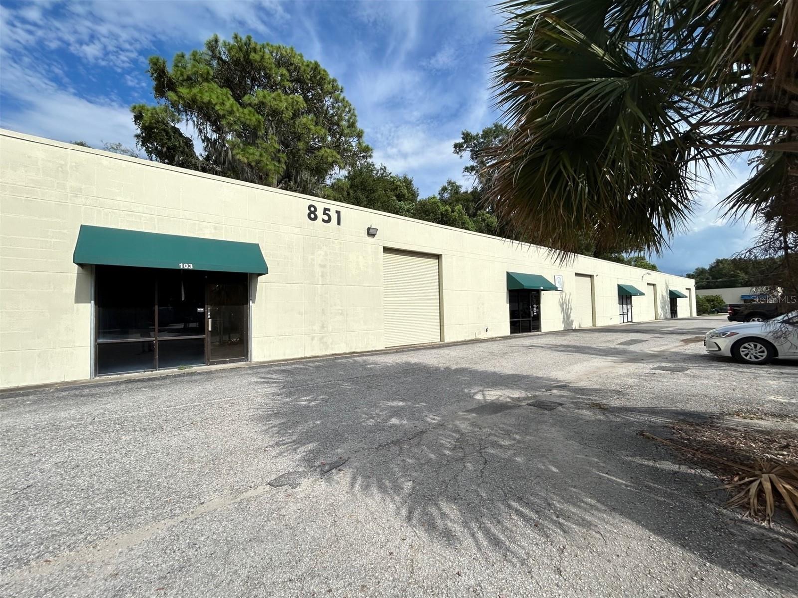BISON INDUST PARK - Commercial Lease