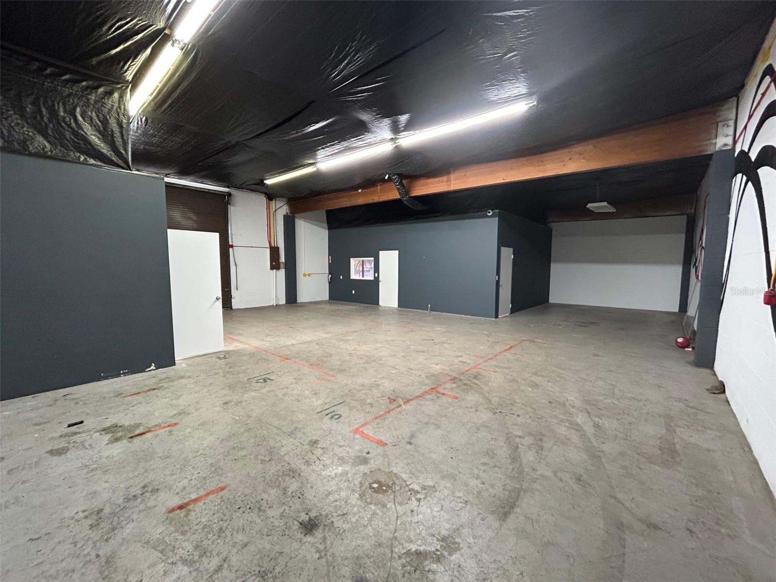 BISON INDUST PARK - Commercial Lease