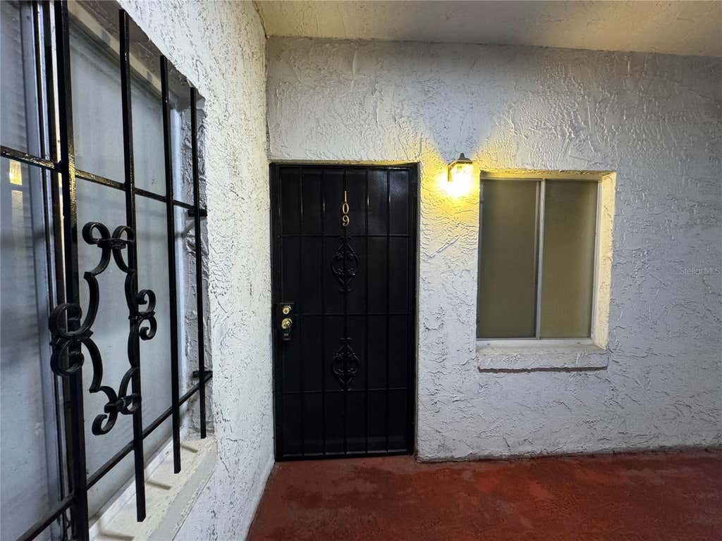 Photo of 4575 S Texas Avenue #109, Orlando, FL 32839 (MLS # O6433004)