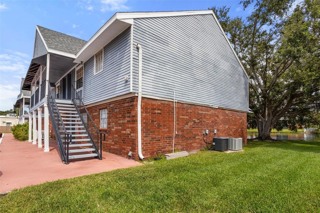 Photo of 200 Country Club Drive #108, Largo, FL 33771 (MLS # TB8430943)