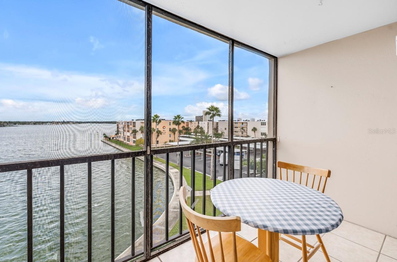 BAY ISLAND GROUP 10 - Residential Lease