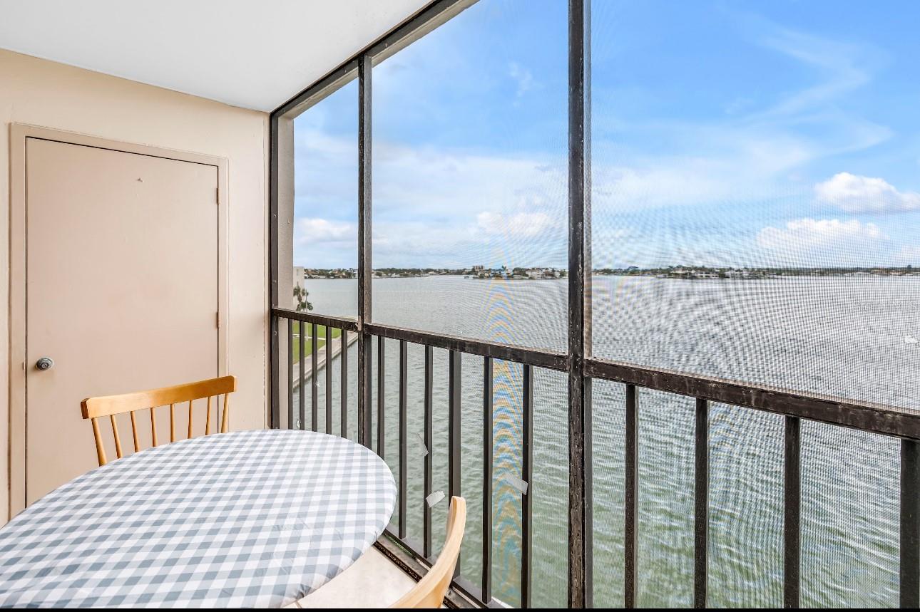 BAY ISLAND GROUP 10 - Residential Lease