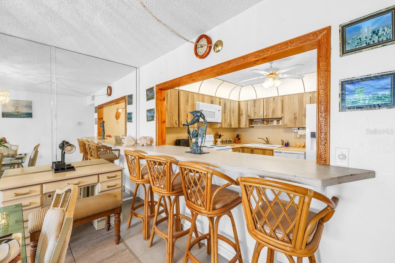 BAY ISLAND GROUP 10 - Residential Lease