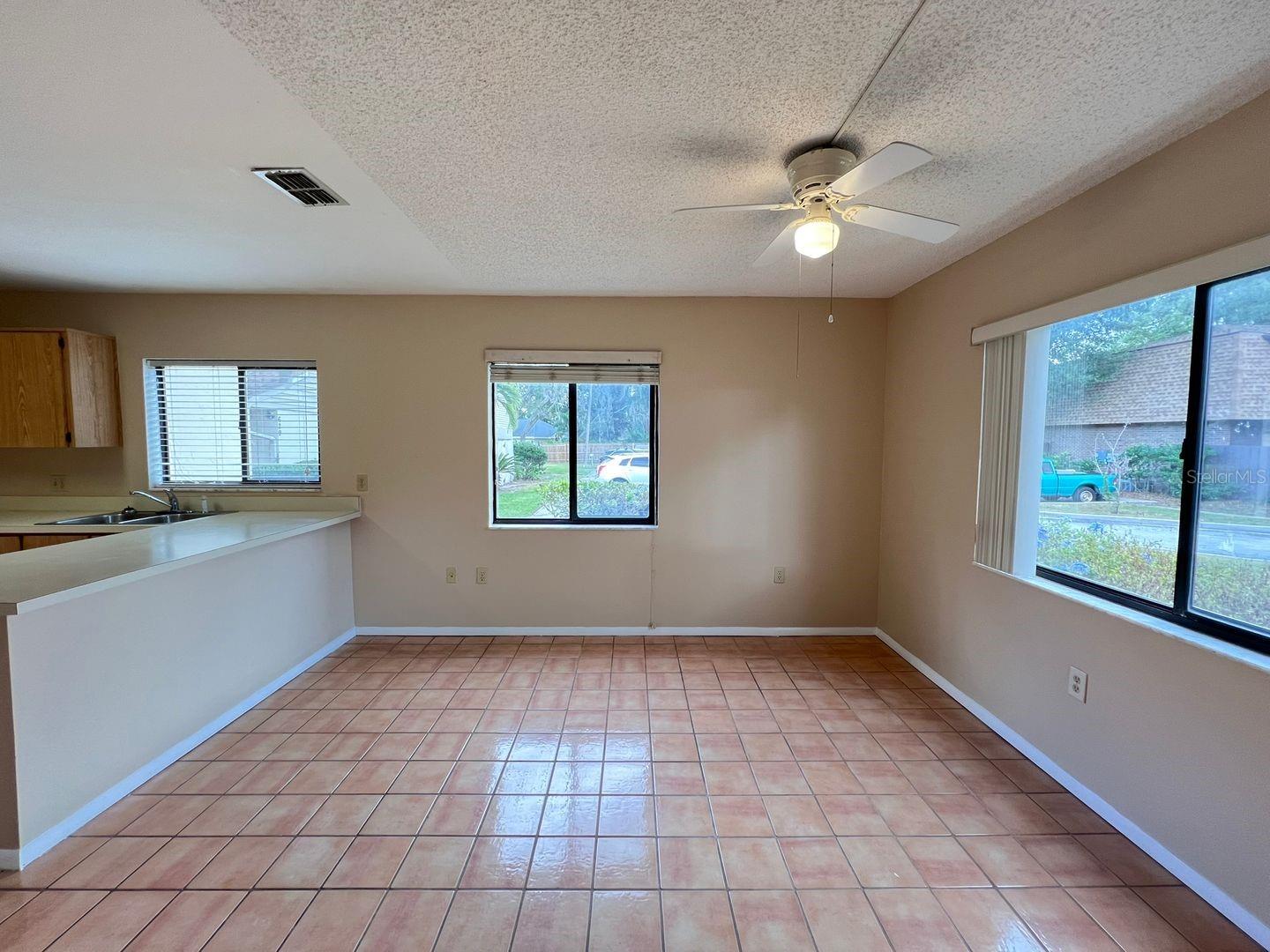 LAKE OLYMPIC TWNHS - Residential Lease