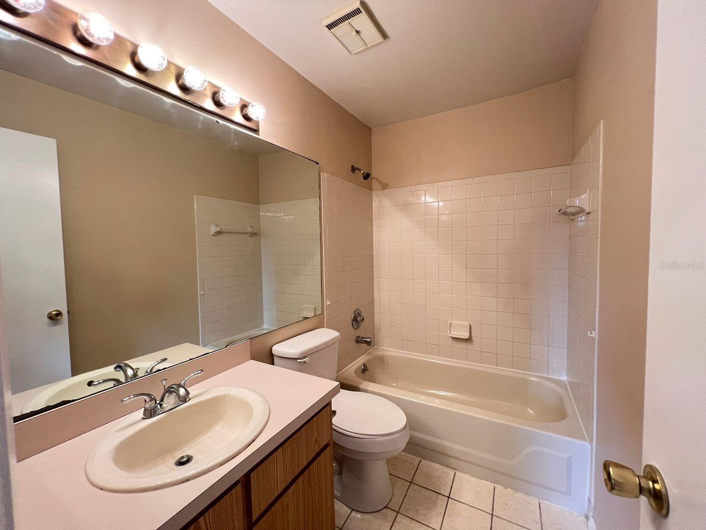 LAKE OLYMPIC TWNHS - Residential Lease