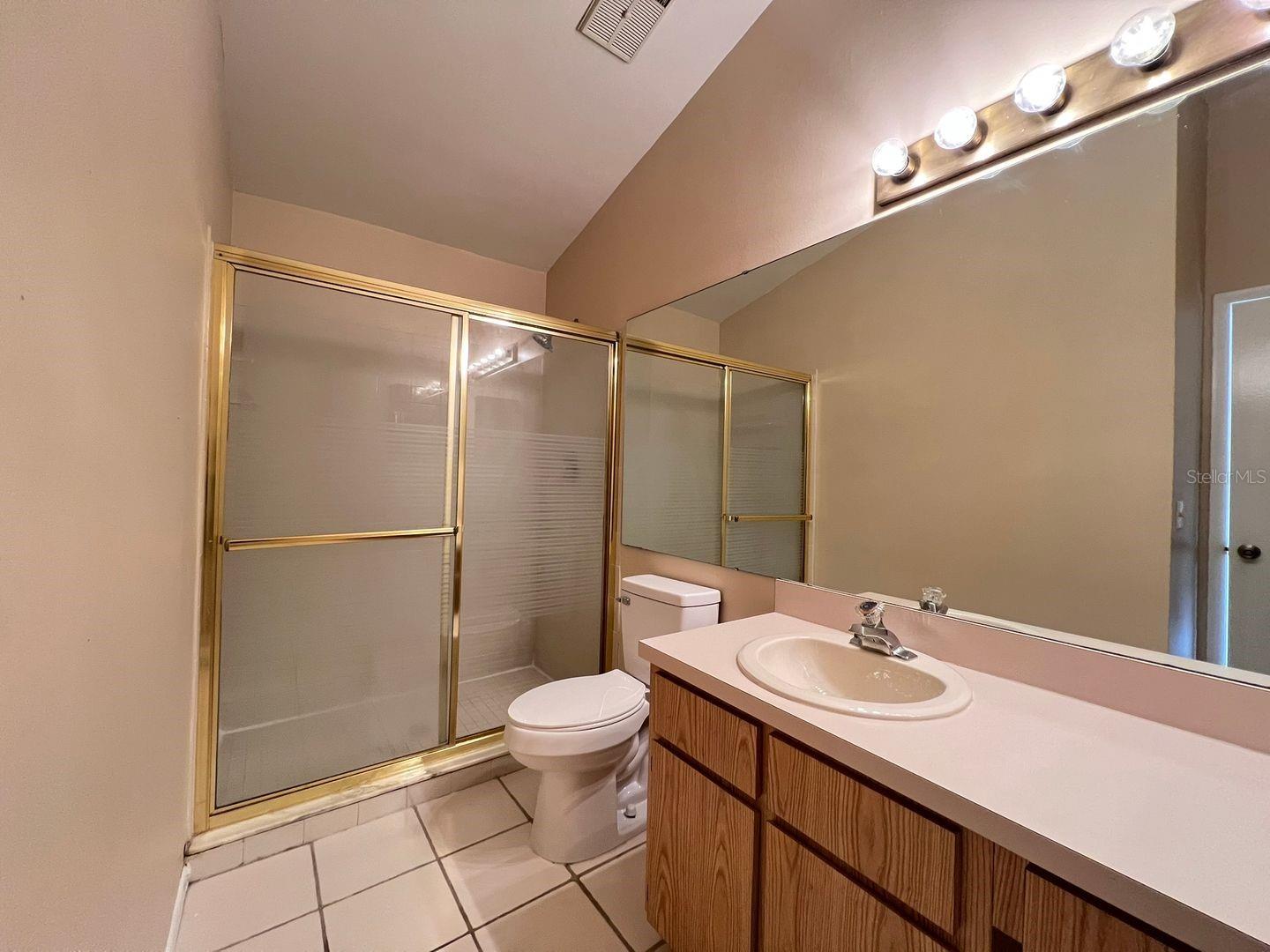 LAKE OLYMPIC TWNHS - Residential Lease