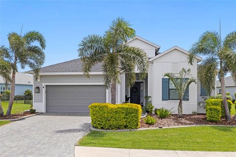 Photo of 13784 Old Creek Court, Parrish, FL 34219 (MLS # A4681302)