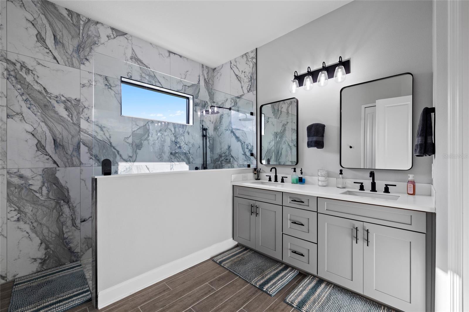 CANOE CREEK PH I - Residential