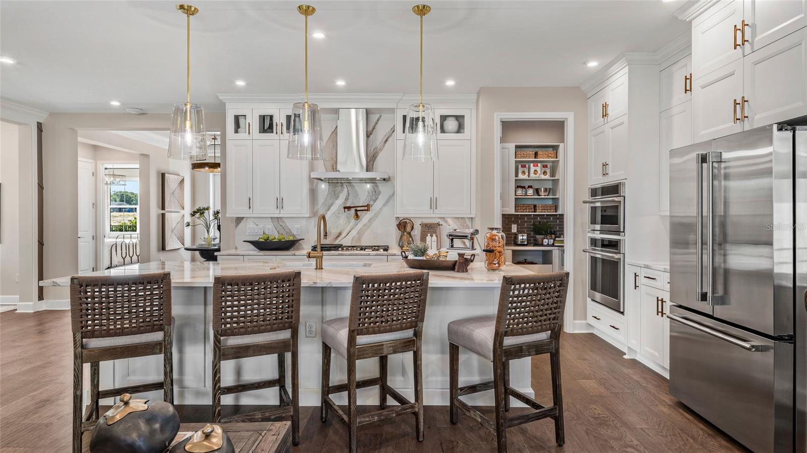 944 CLUB CRESSWIND DRIVE