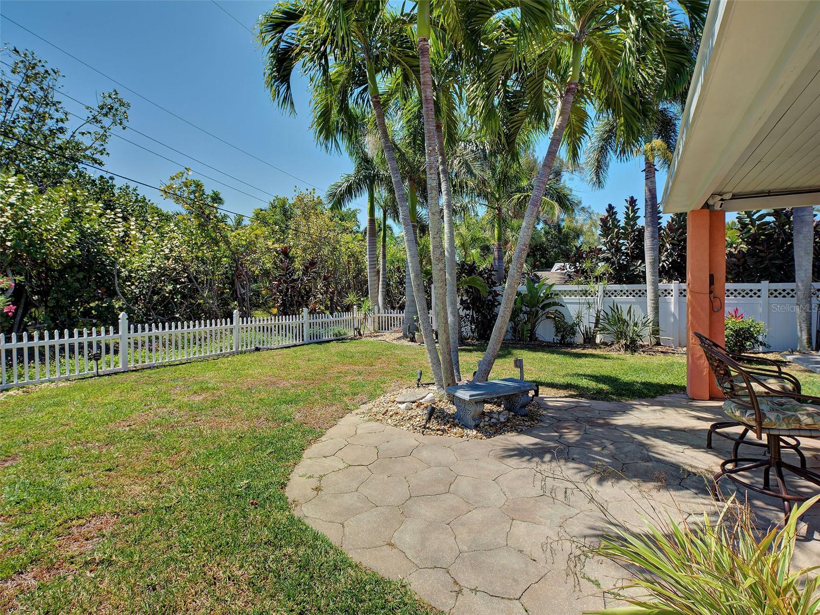 TWIN ISLES ESTATES - Residential