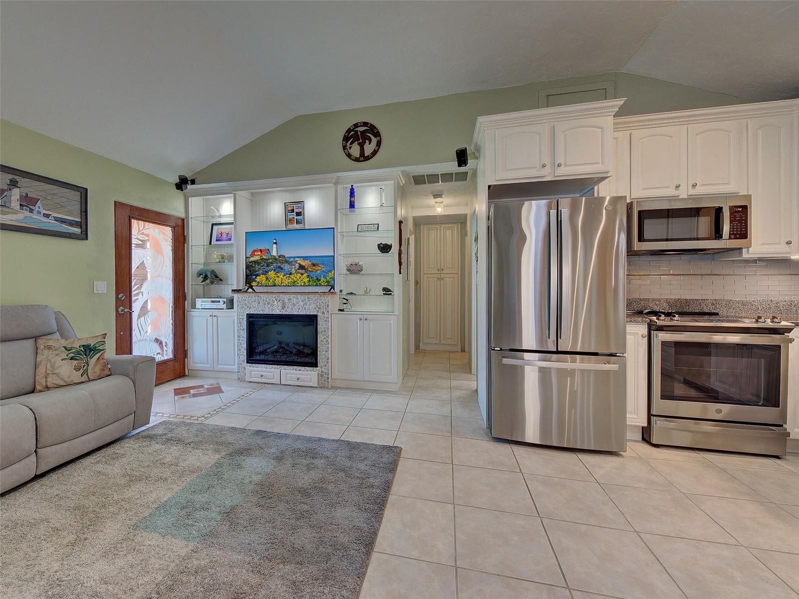 TWIN ISLES ESTATES - Residential
