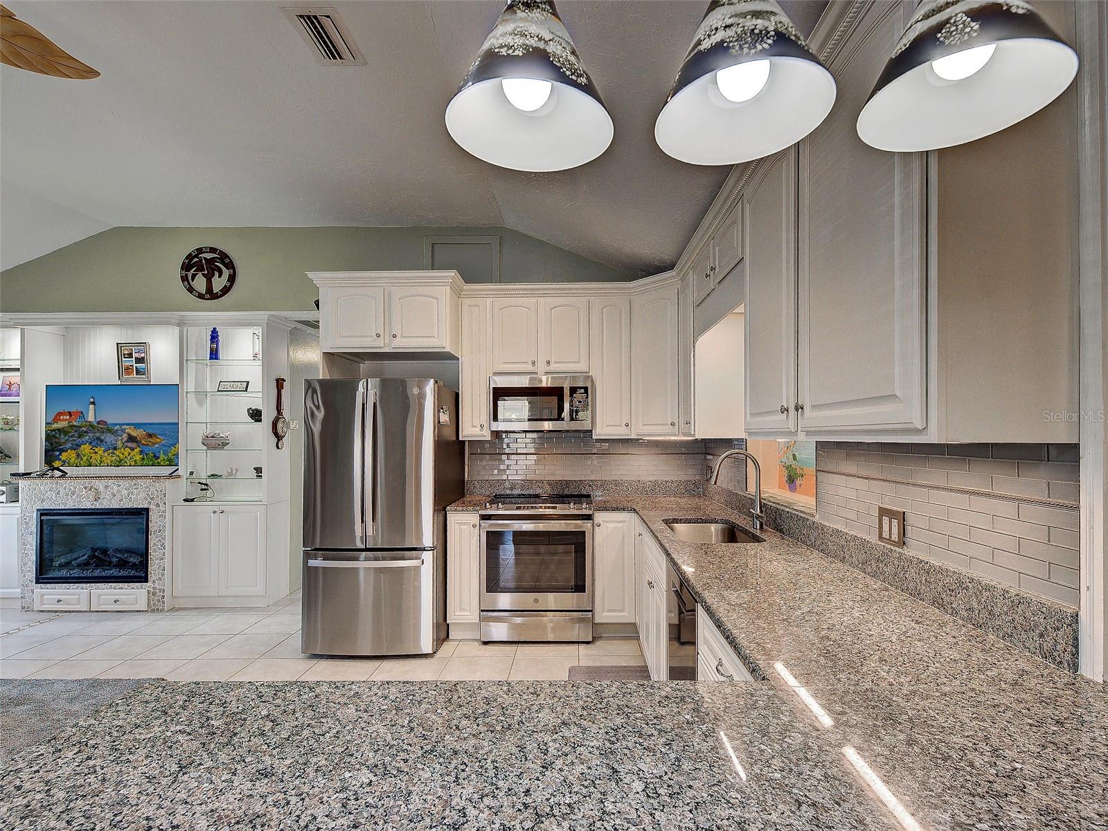 TWIN ISLES ESTATES - Residential