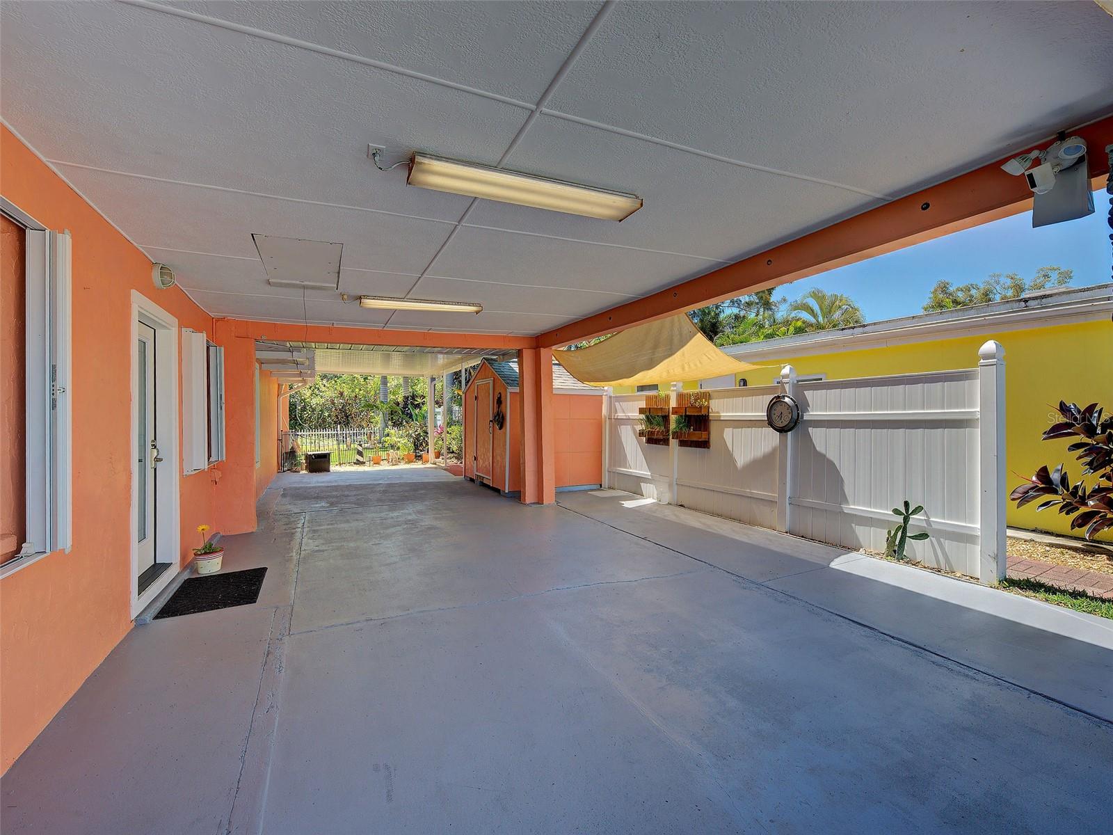 TWIN ISLES ESTATES - Residential