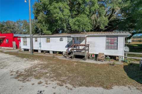 Tiny photo for 2451 SE Highway 41, Morriston, FL 32668 (MLS # OM713731)