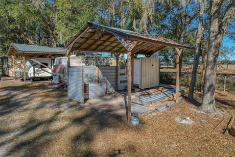 Tiny photo for 2451 SE Highway 41, Morriston, FL 32668 (MLS # OM713731)