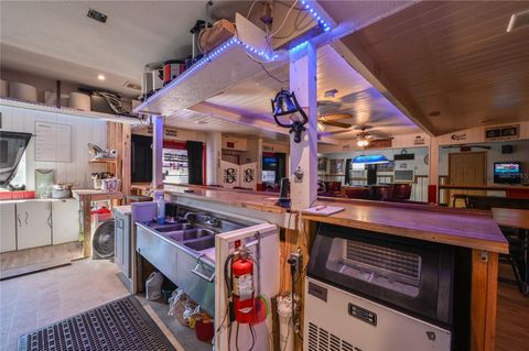 Tiny photo for 2451 SE Highway 41, Morriston, FL 32668 (MLS # OM713731)