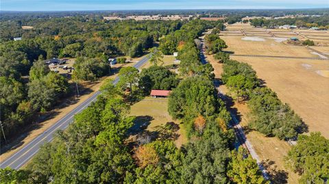 Tiny photo for 2451 SE Highway 41, Morriston, FL 32668 (MLS # OM713731)