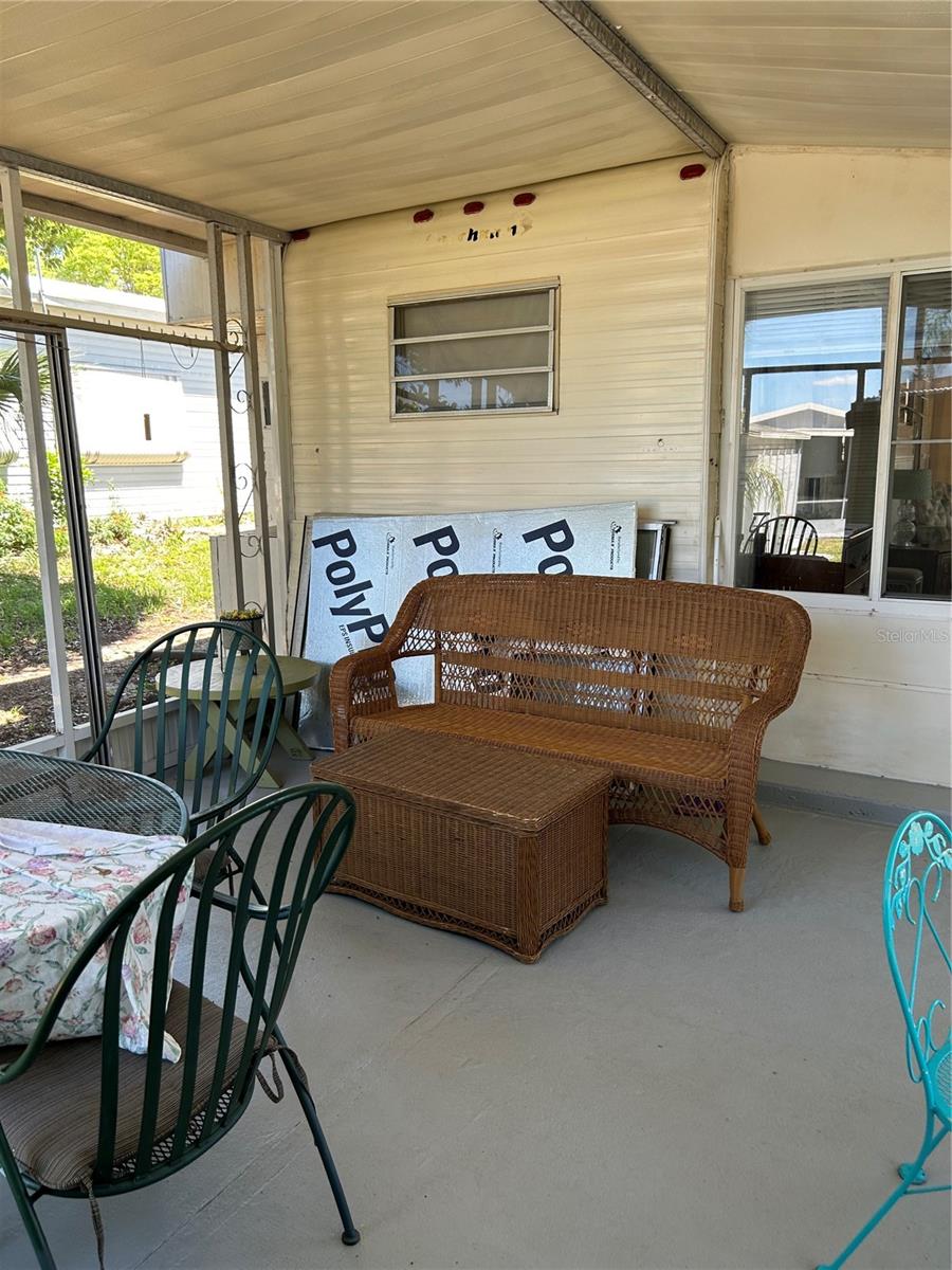 SADDLEBAG LAKE - Residential