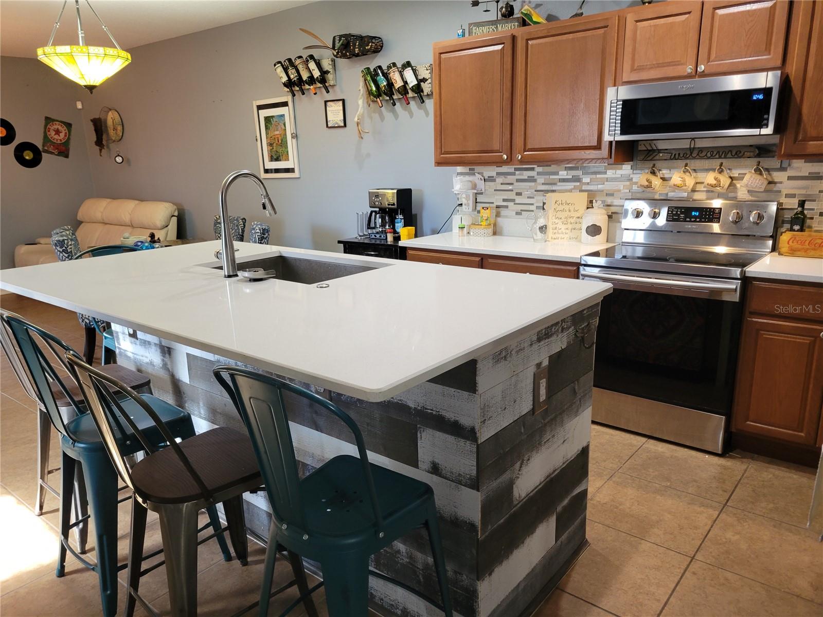 VILLAS/WOODSMERE 01-4 & 06 & 07 - Residential