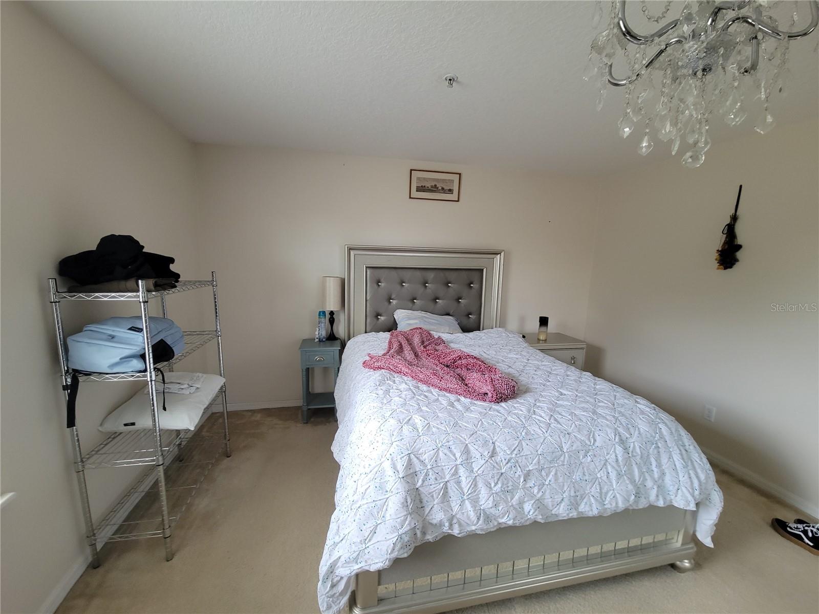 VILLAS/WOODSMERE 01-4 & 06 & 07 - Residential