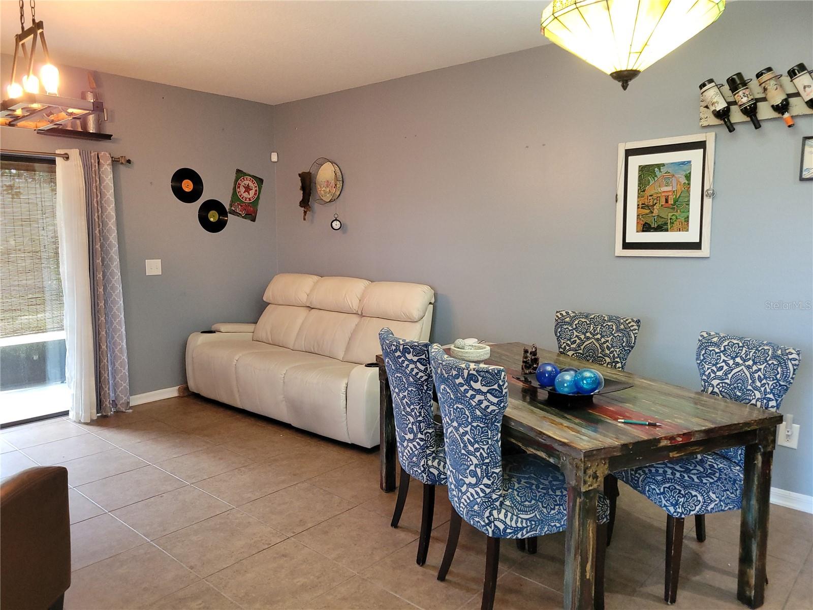 VILLAS/WOODSMERE 01-4 & 06 & 07 - Residential