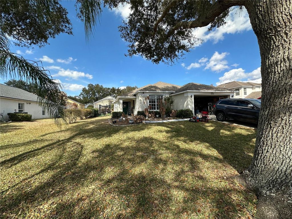 Photo of 1658 Dunes Court, Haines City, FL 33844 (MLS # A4683488)