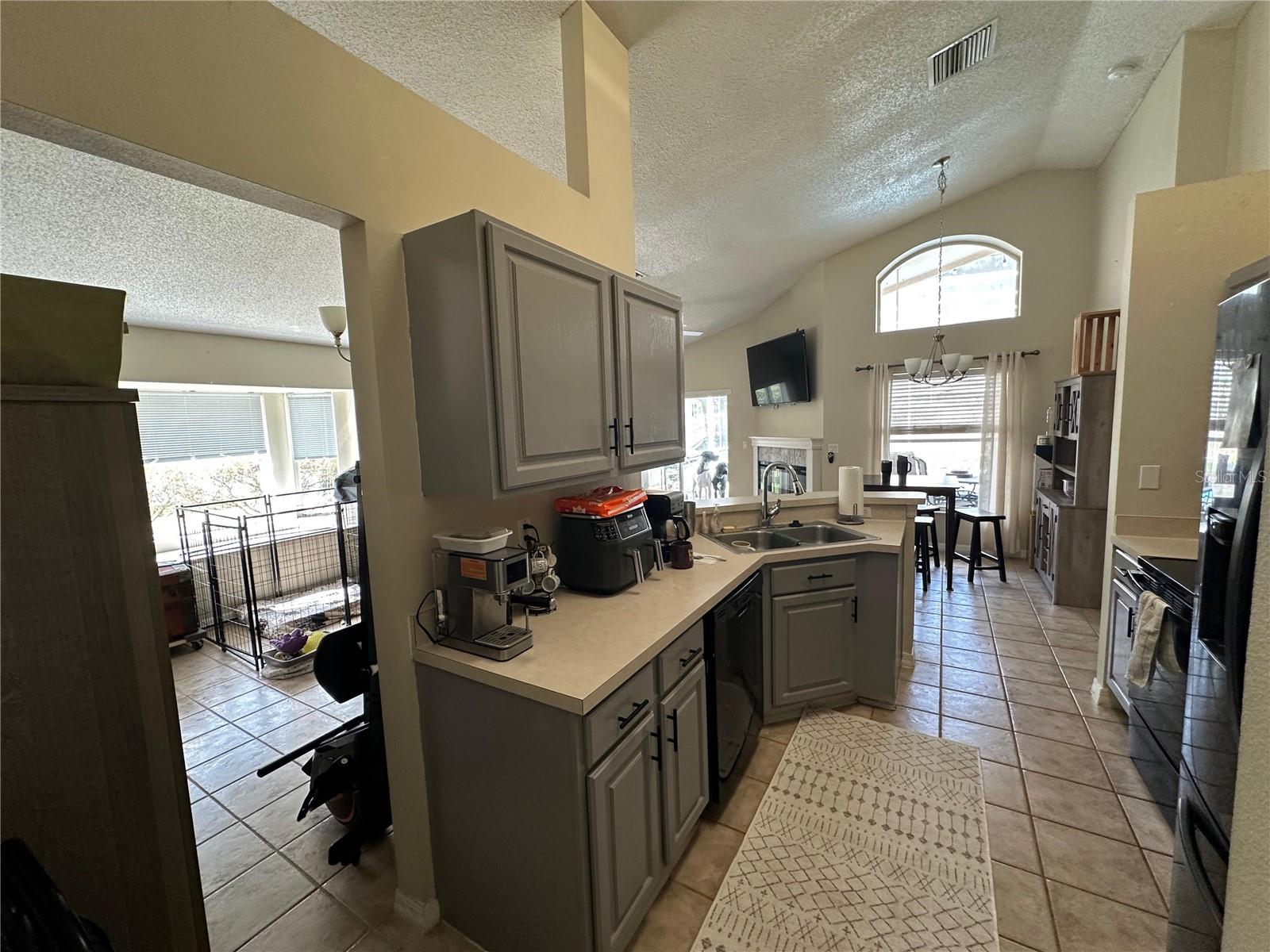 SOUTHERN DUNES ESTATES - Residential