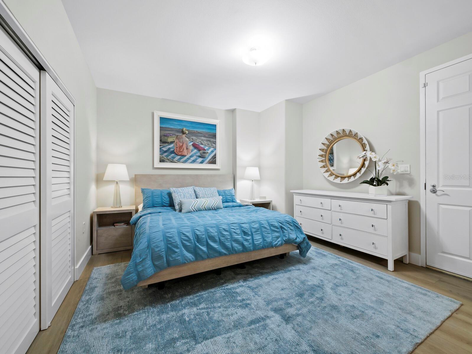 PLAZA AT 05 POINTS RESIDENCES - Residential