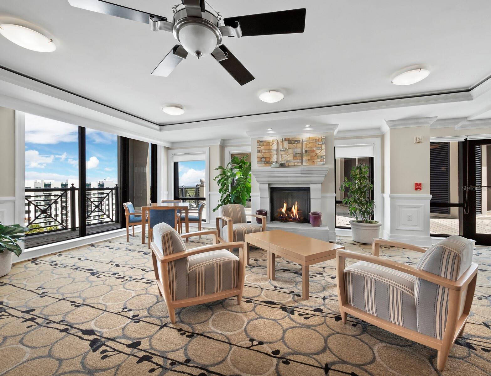 PLAZA AT 05 POINTS RESIDENCES - Residential