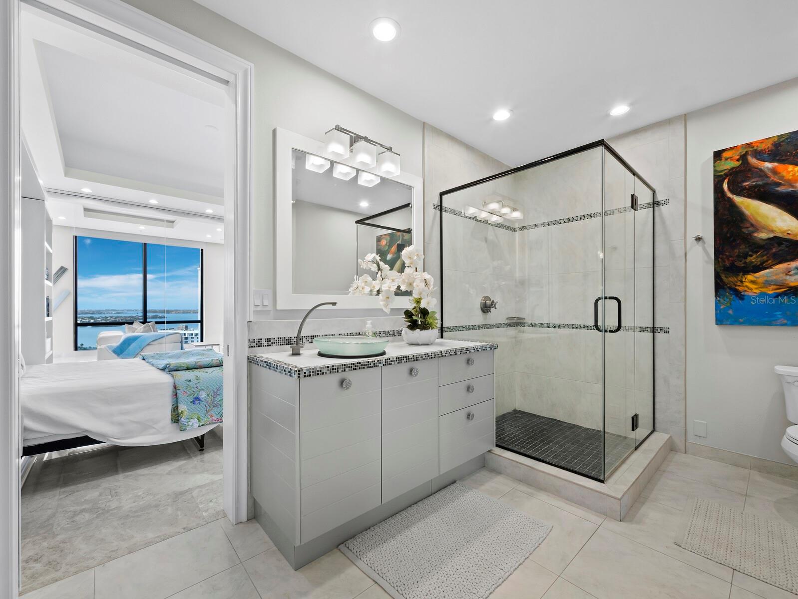 PLAZA AT 05 POINTS RESIDENCES - Residential